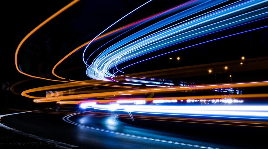 Claude Mythos, modello AI avanzato di Anthropic applicato alla cybersecurity, tra analisi del codice, vulnerabilità e patch management.